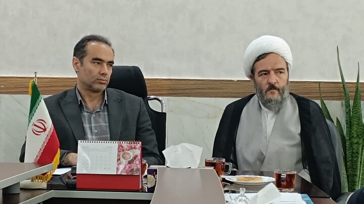 امر به معروف و نهی از منکر پایه و اساس قوام جامعه اسلامی است